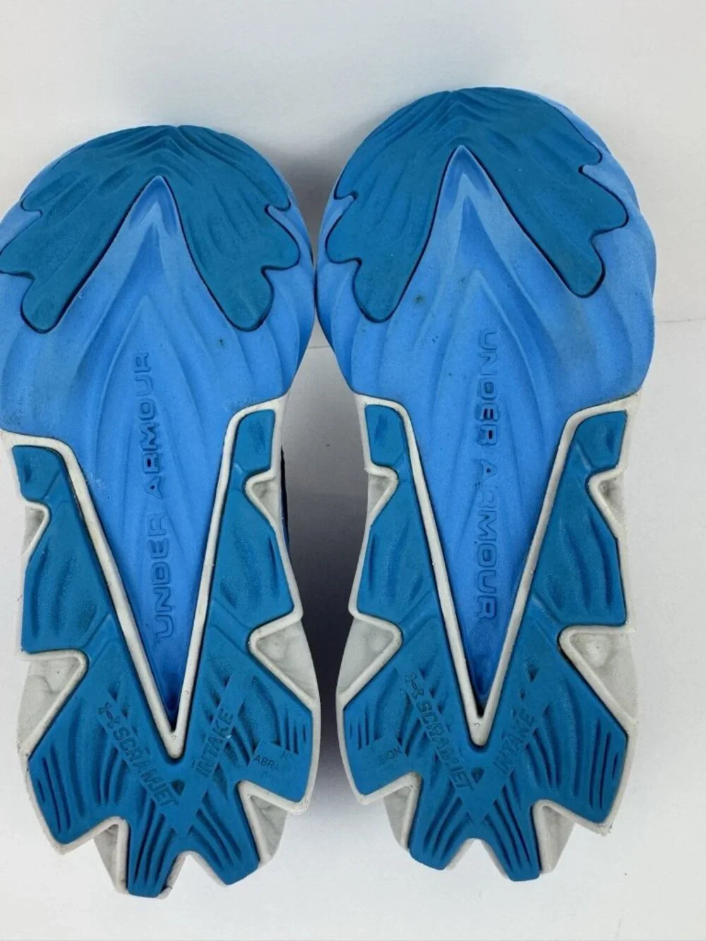Under Armour Kids UA MACH 9.6 Blue Sneakers Size 5Y